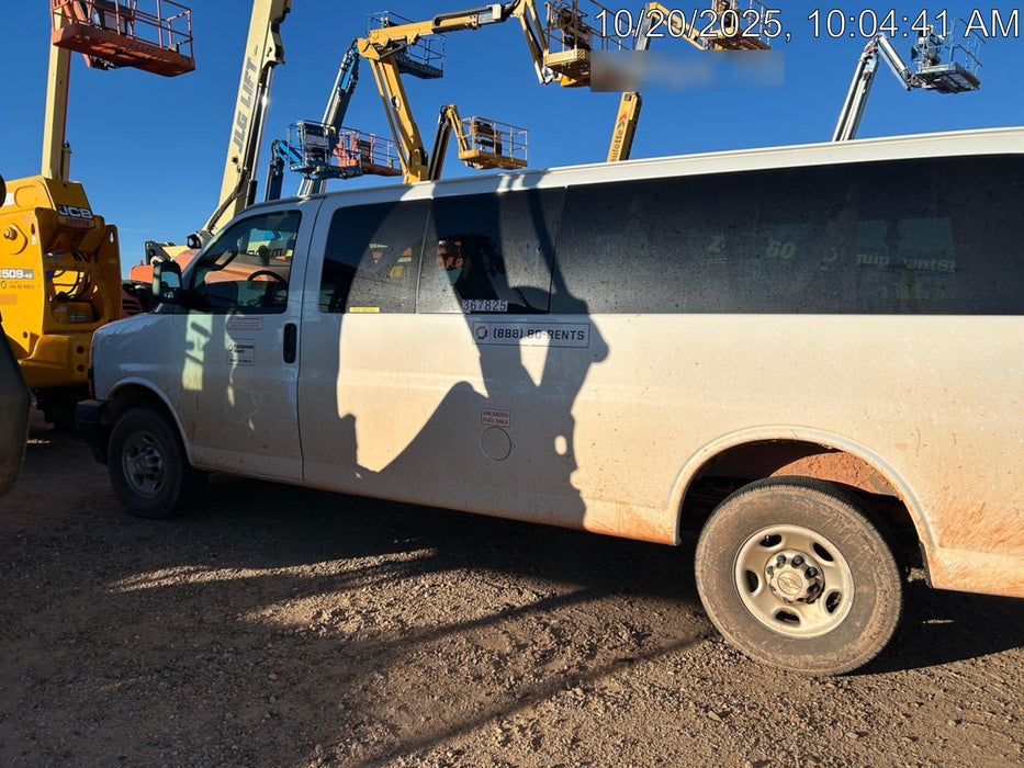 2023 CHEVROLET Express Van - Rental