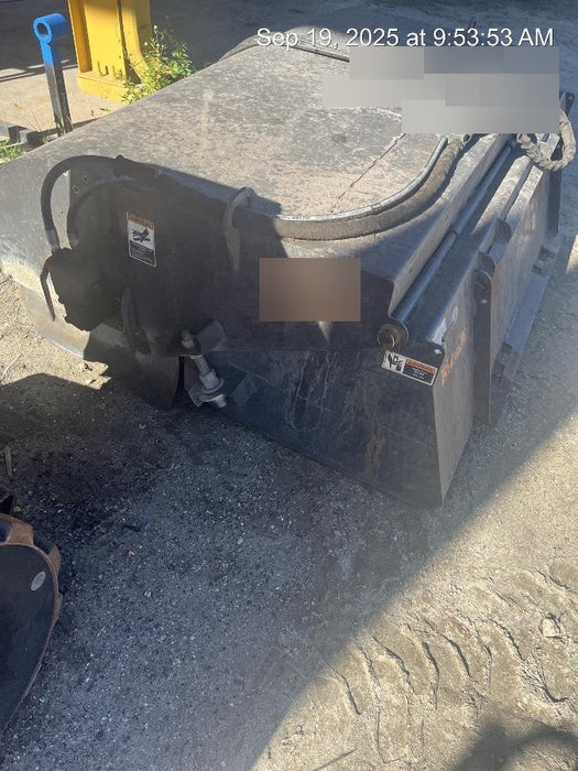 2019 PALADIN Sweepster SB72