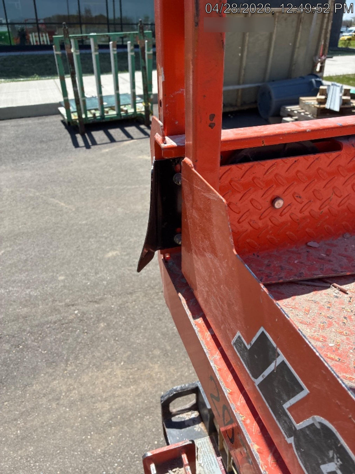 2022 JLG R1932