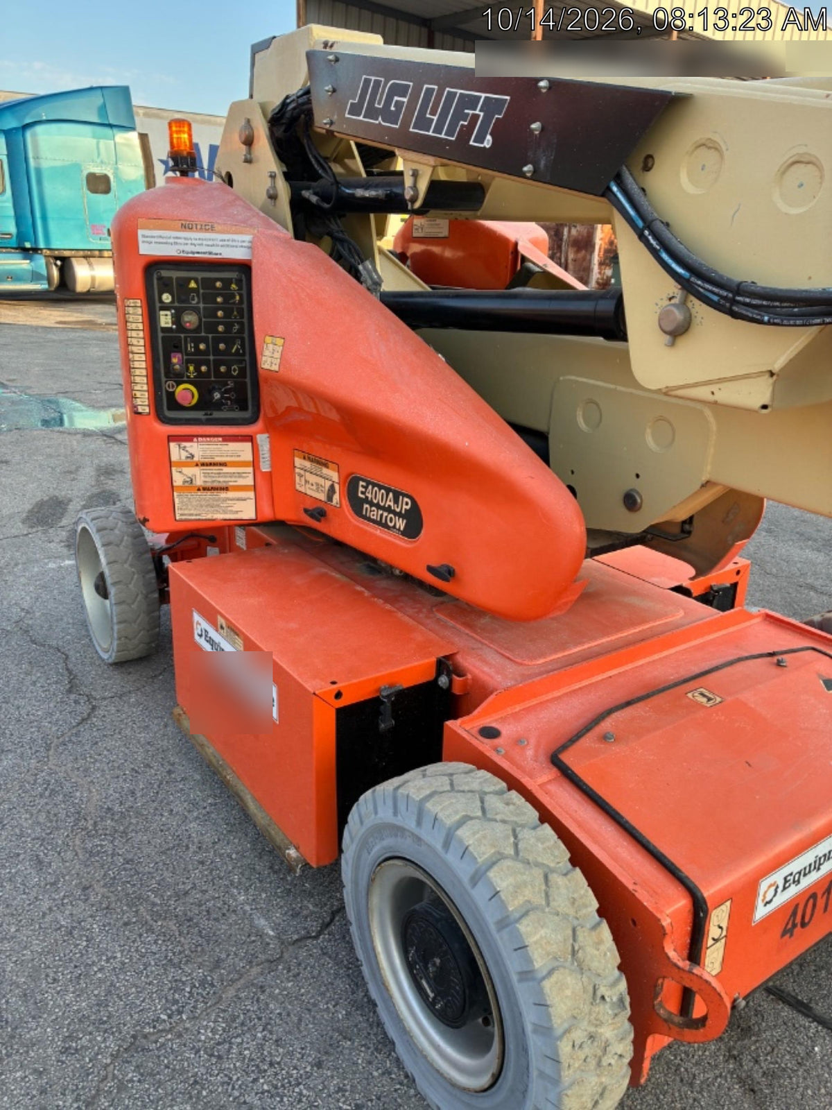 2019 JLG E400AJPN