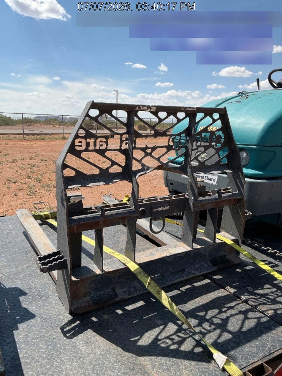 2021 PALADIN 48" Pallet Forks - Paladin