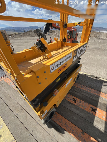 2023 JCB S1930E
