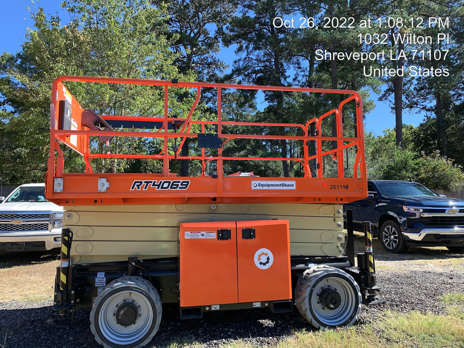 2022 JLG RT4069