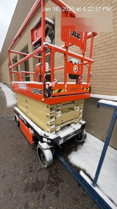 2022 JLG R3246