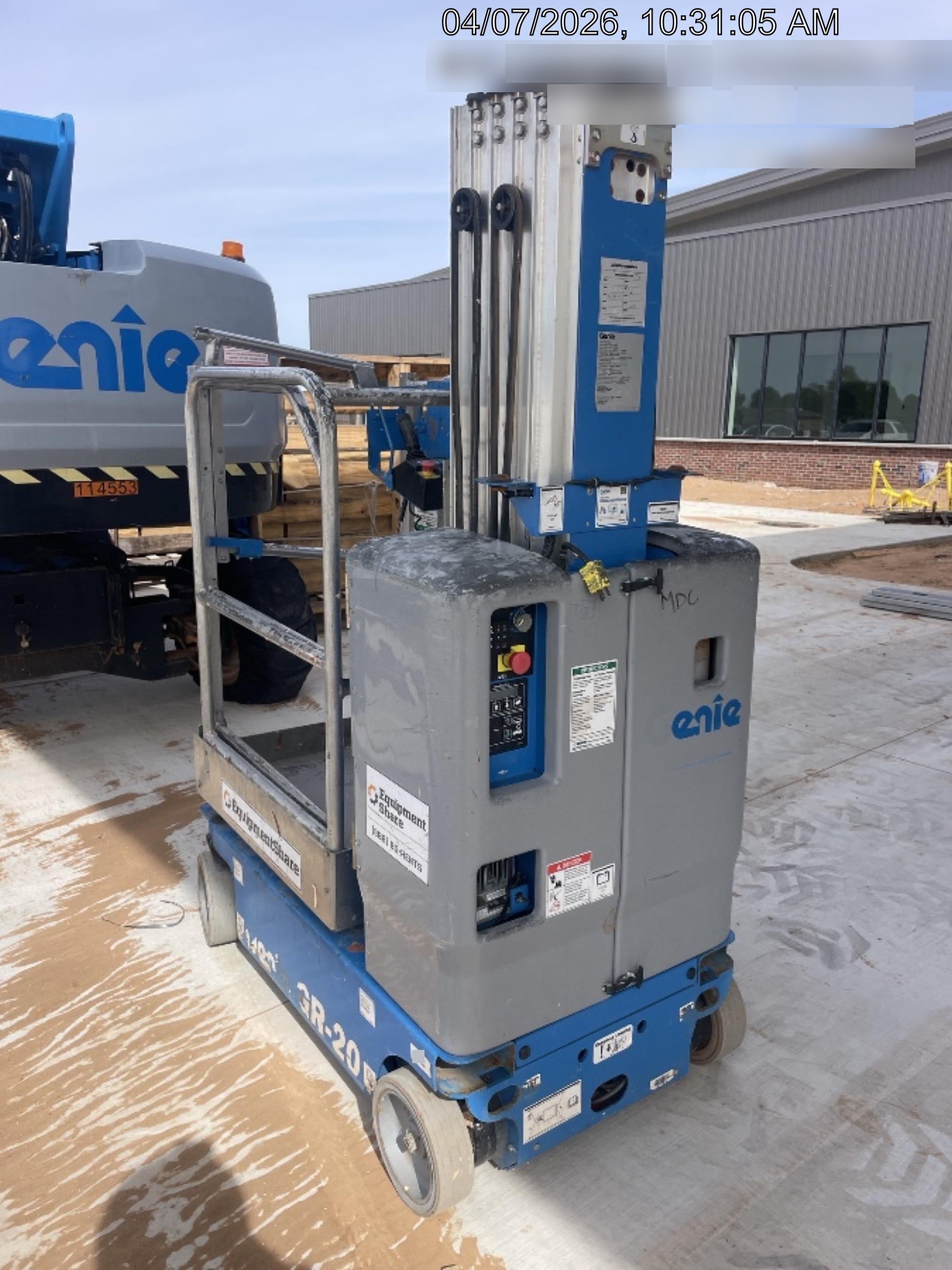 2019 GENIE GR-20