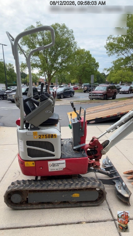 2022 TAKEUCHI TB210R