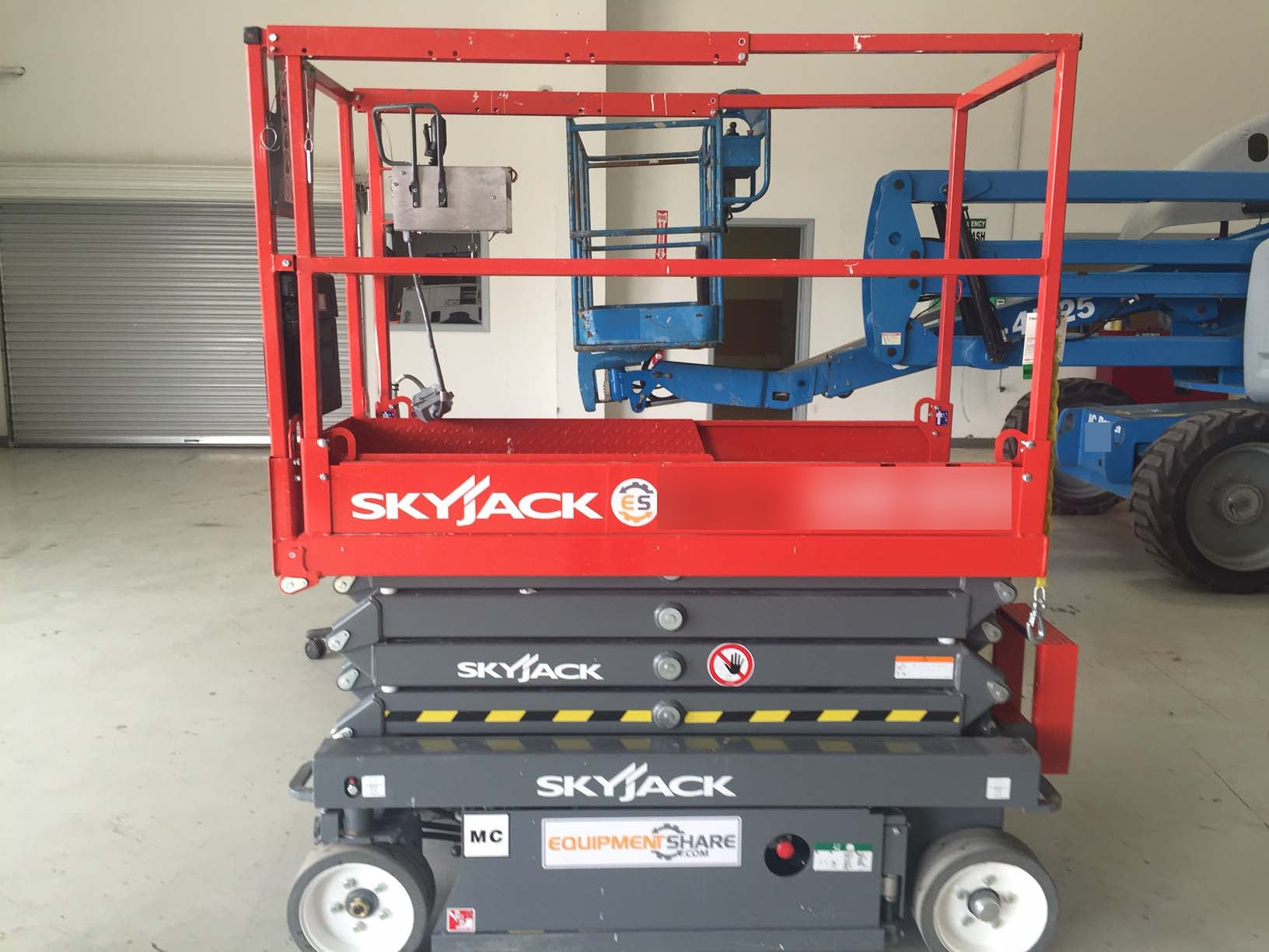 2015 Skyjack SJIII-3219 19' Scissor Lift