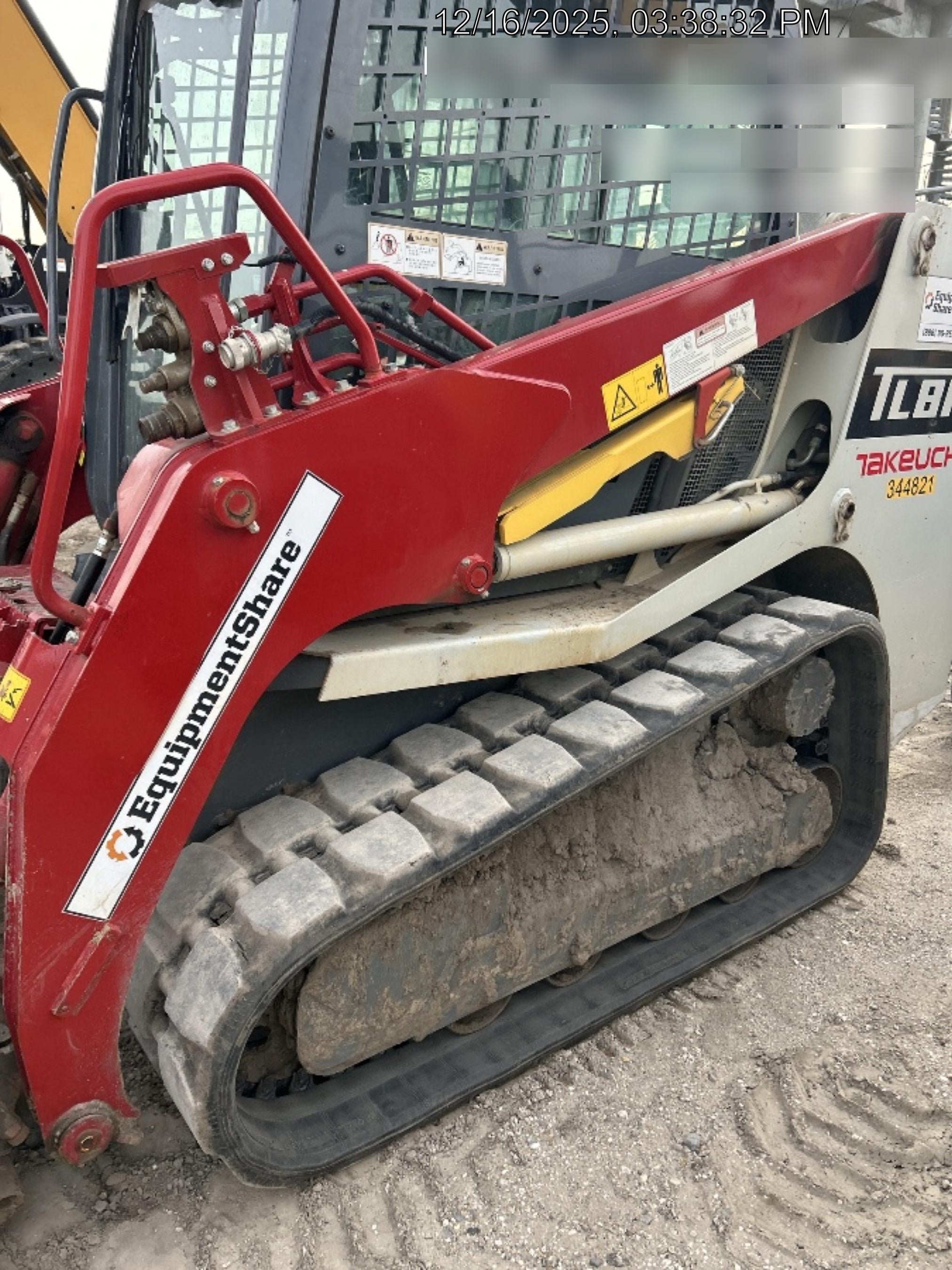 2023 TAKEUCHI TL8R2-CR