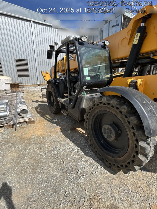 2019 JCB 510-56 Canopy, 74 HP, Solid Tires, STD Worklight, Beacon, Aux Hydraulics, Lifting Eye, Back up Alarm w/66" Carriage/60" Forks