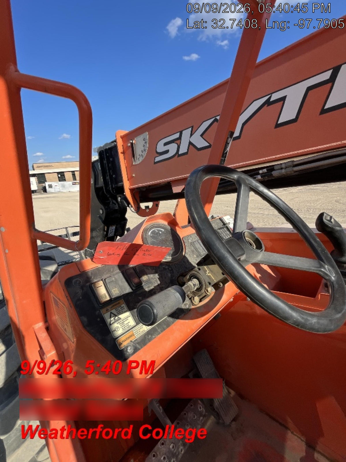 2018 SKYTRAK 8042