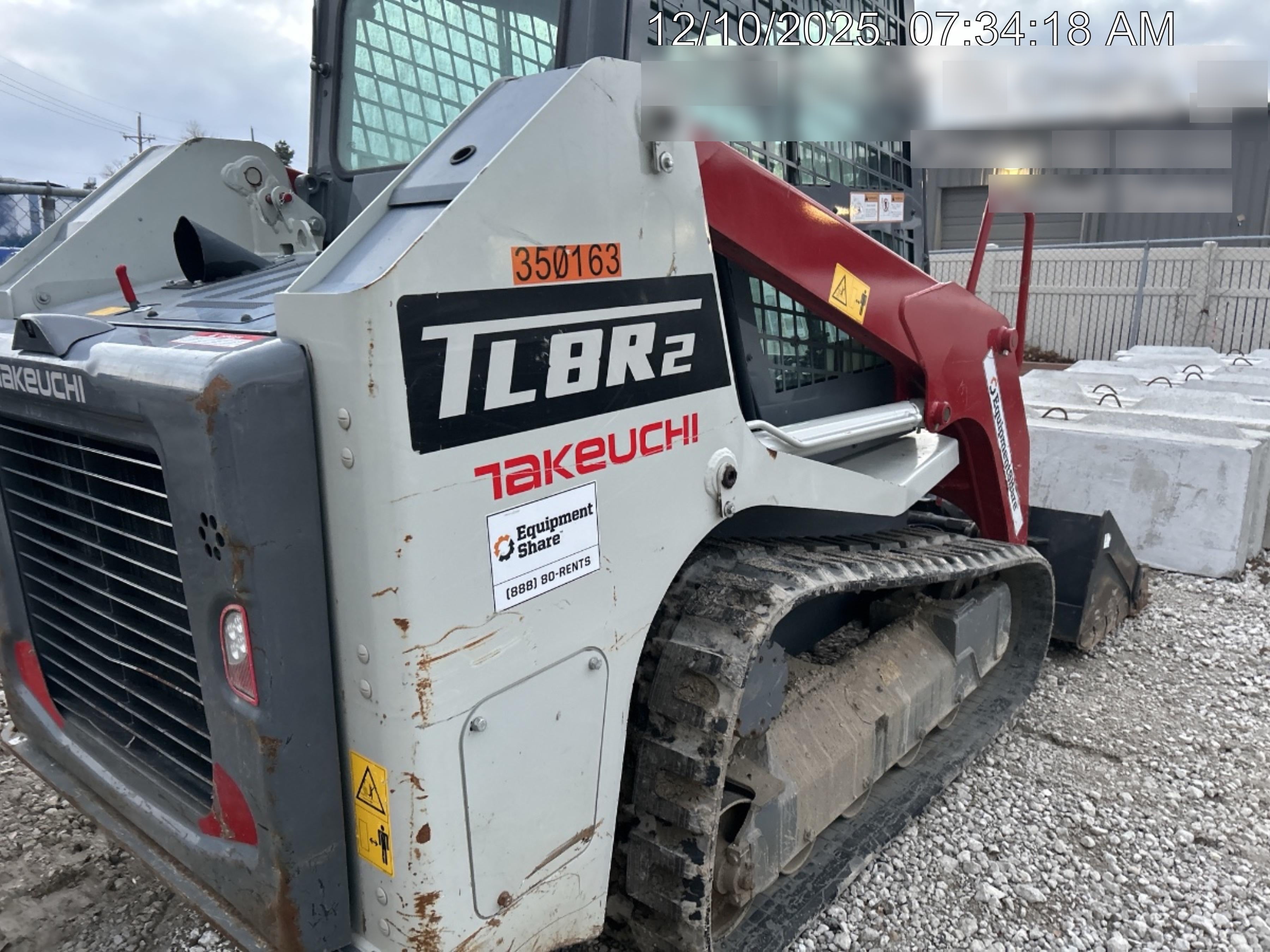 2023 TAKEUCHI TL8R2-CR