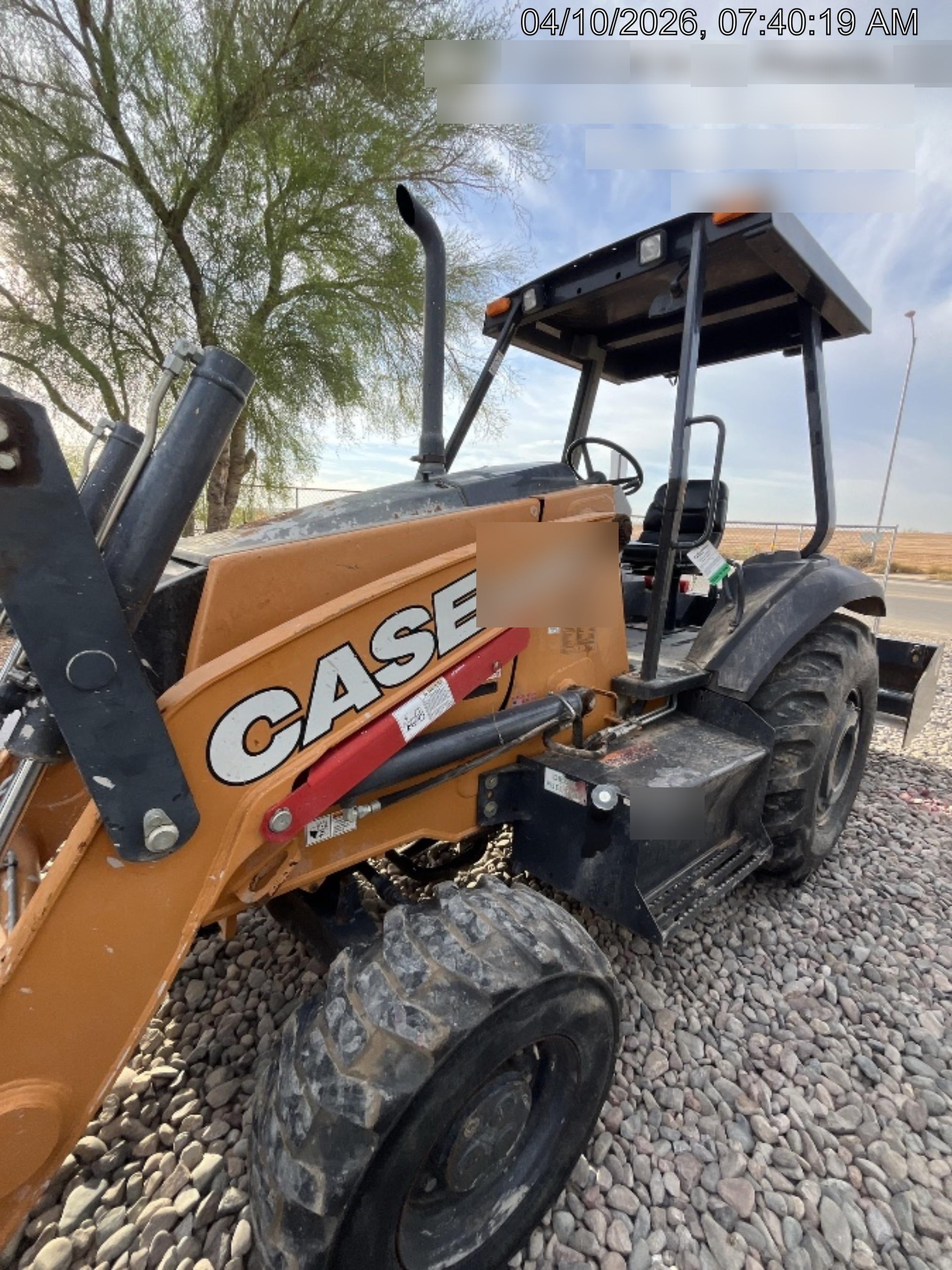 2019 CASE 570N EP