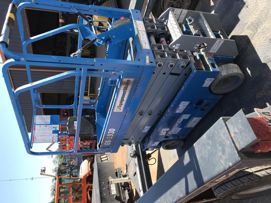 2019 Genie GS-1930 Fixed rails with chain Entry