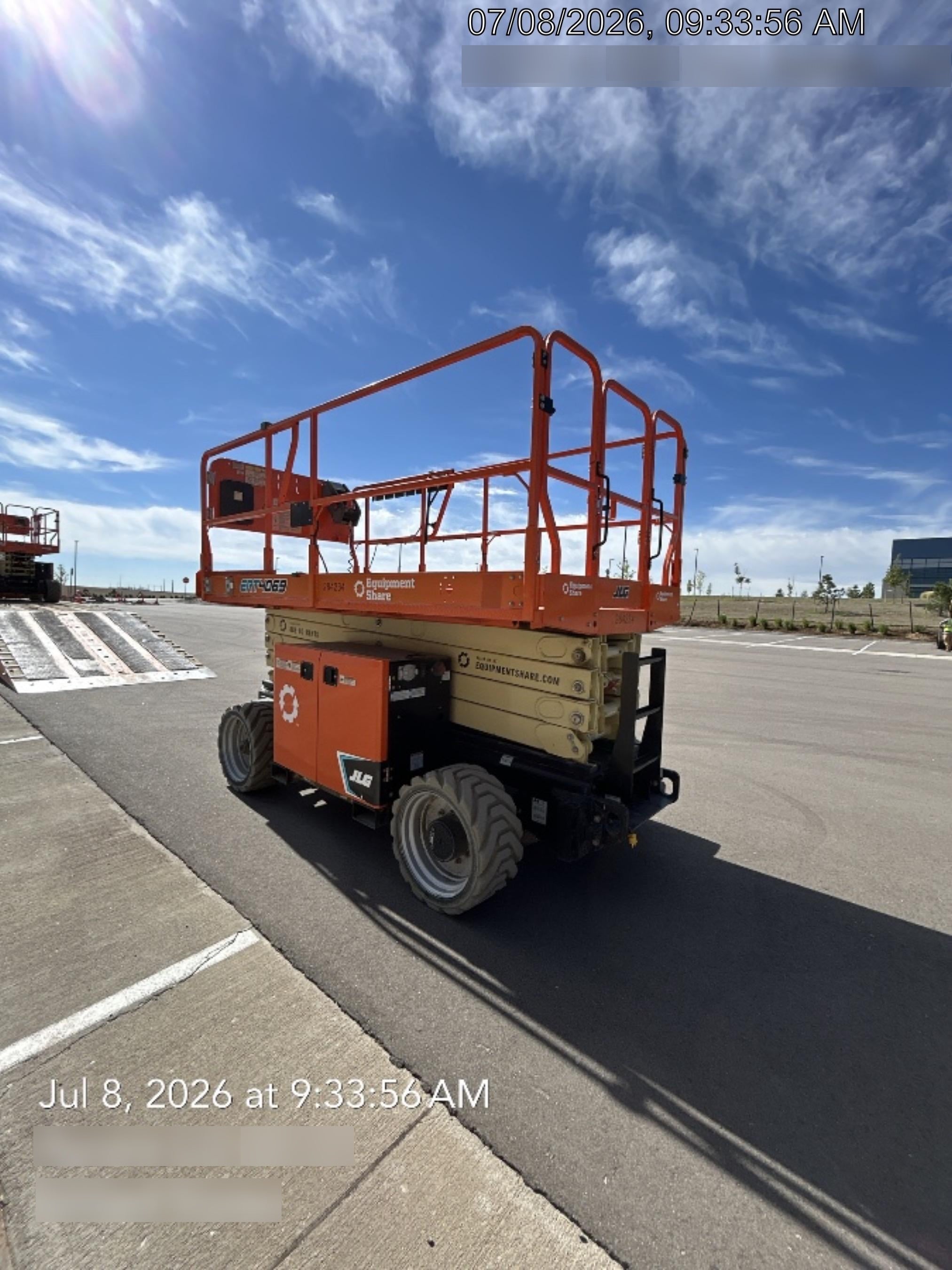 2022 JLG ERT4069