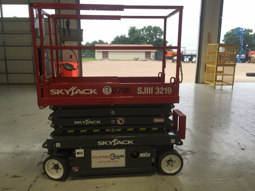 2016 Skyjack SJIII-3219 19' Electric Scissor Lift