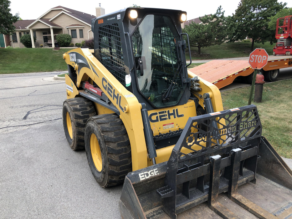 2017 Gehl V330 Standard Rental Specs