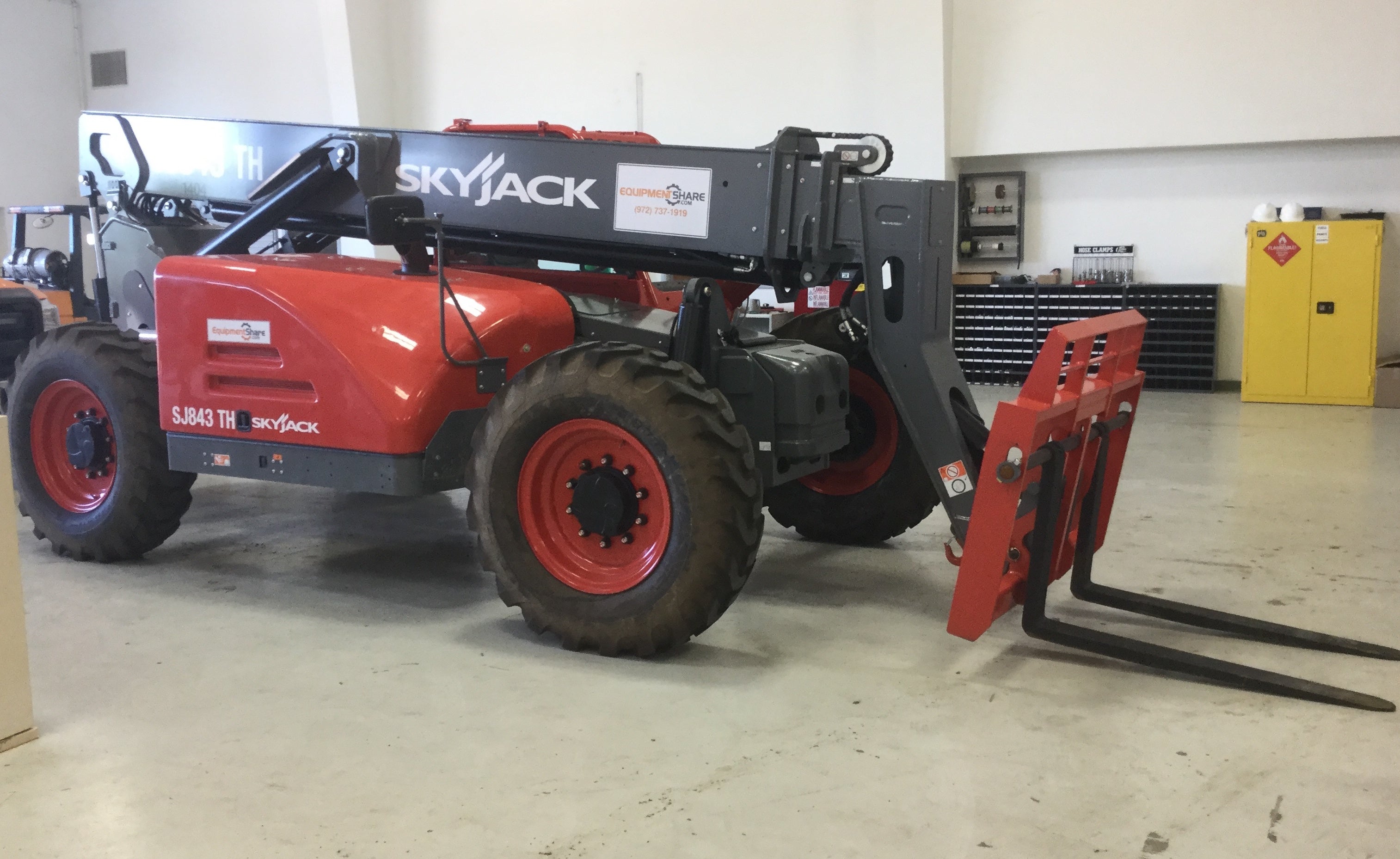 2016 SKYJACK SJ843 TH