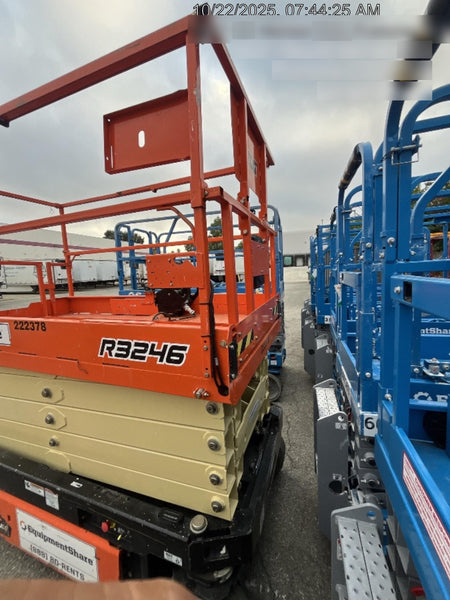 2022 JLG R3246