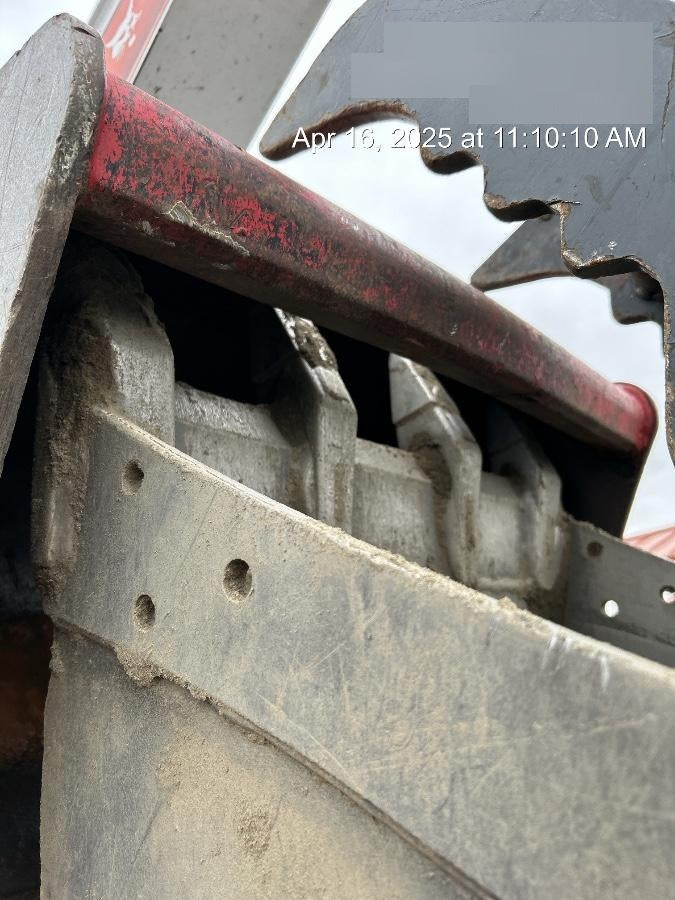 2021 DOOSAN 30" Bucket - Doosan