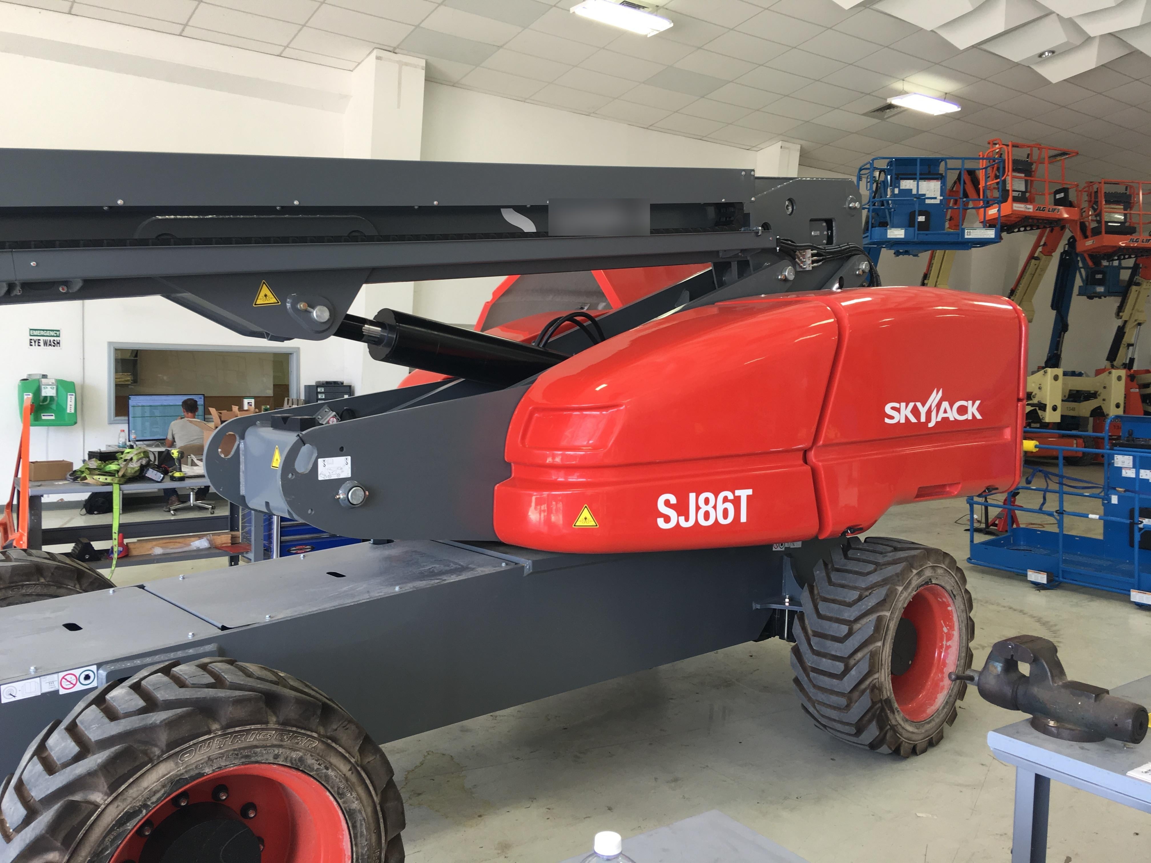 2016 SKYJACK SJ86T