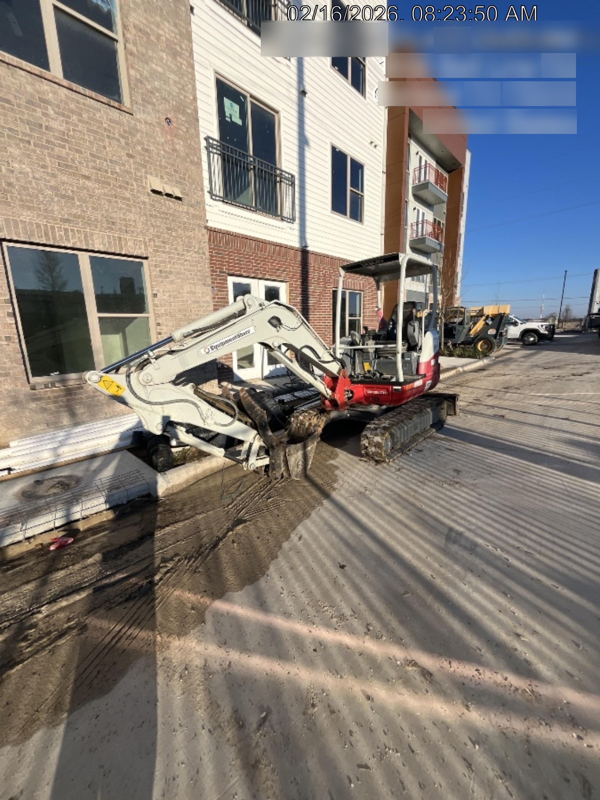 2022 TAKEUCHI TB235-2R