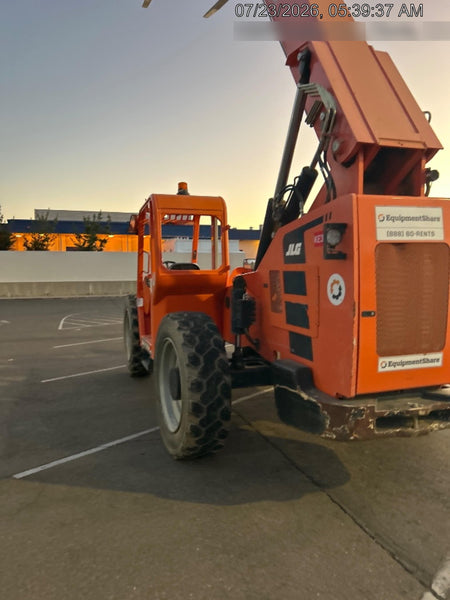 2020 Skytrak 8042 74 Hp, FF Tires, Work Lights, Beacon, Aux Hydraulics, Back up Alarm, Lifting Eye, ES Decals