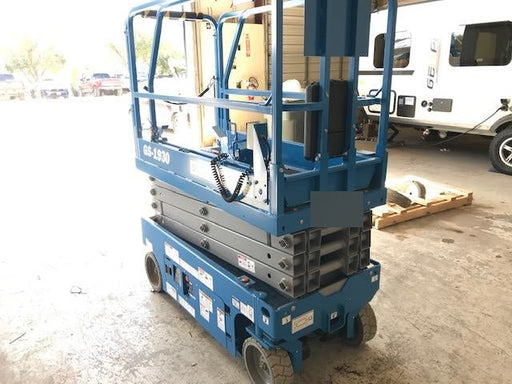 2019 Genie GS-1930 Fixed rails with chain Entry