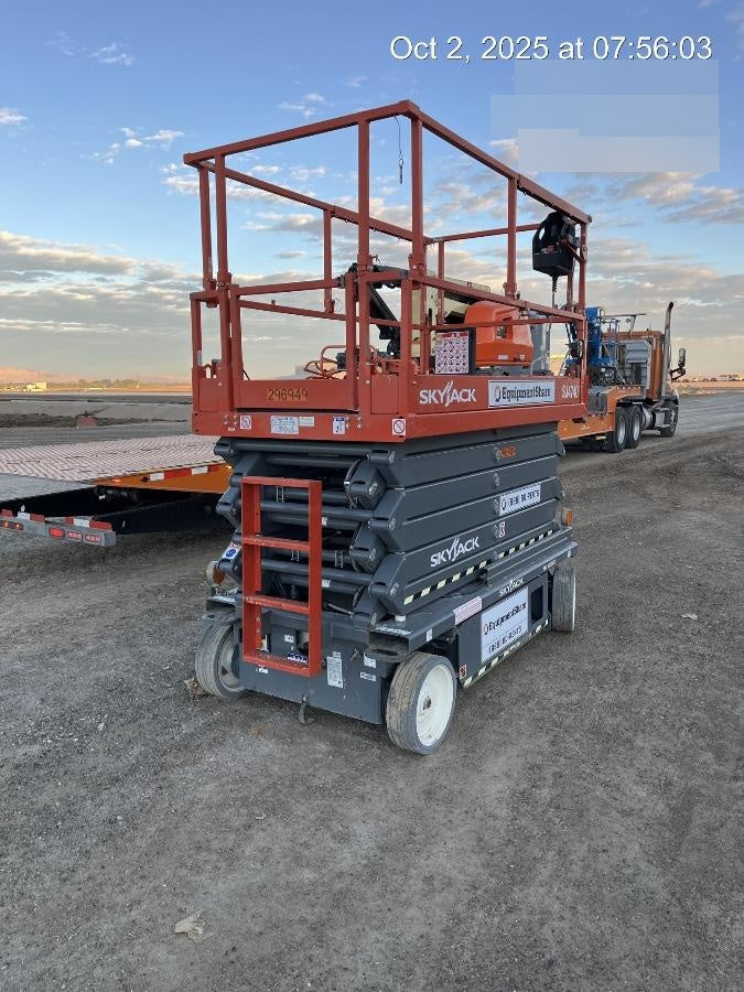 2023 SKYJACK SJ4740
