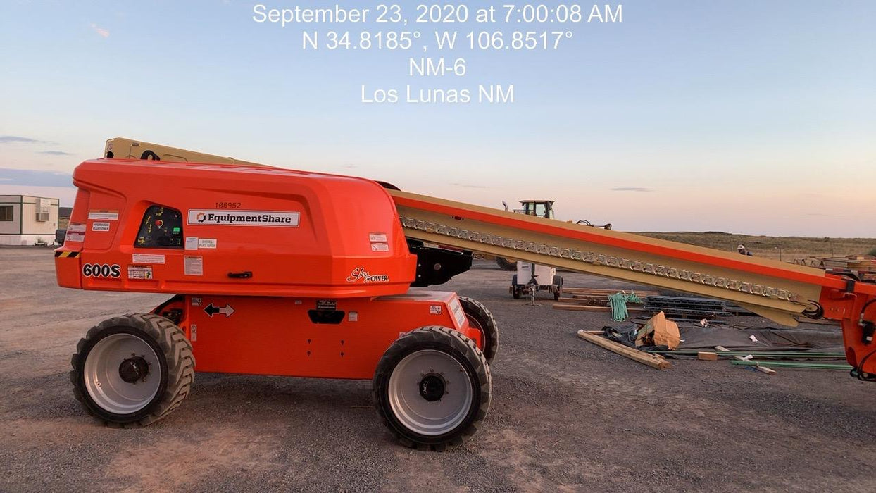 2020 JLG 600S