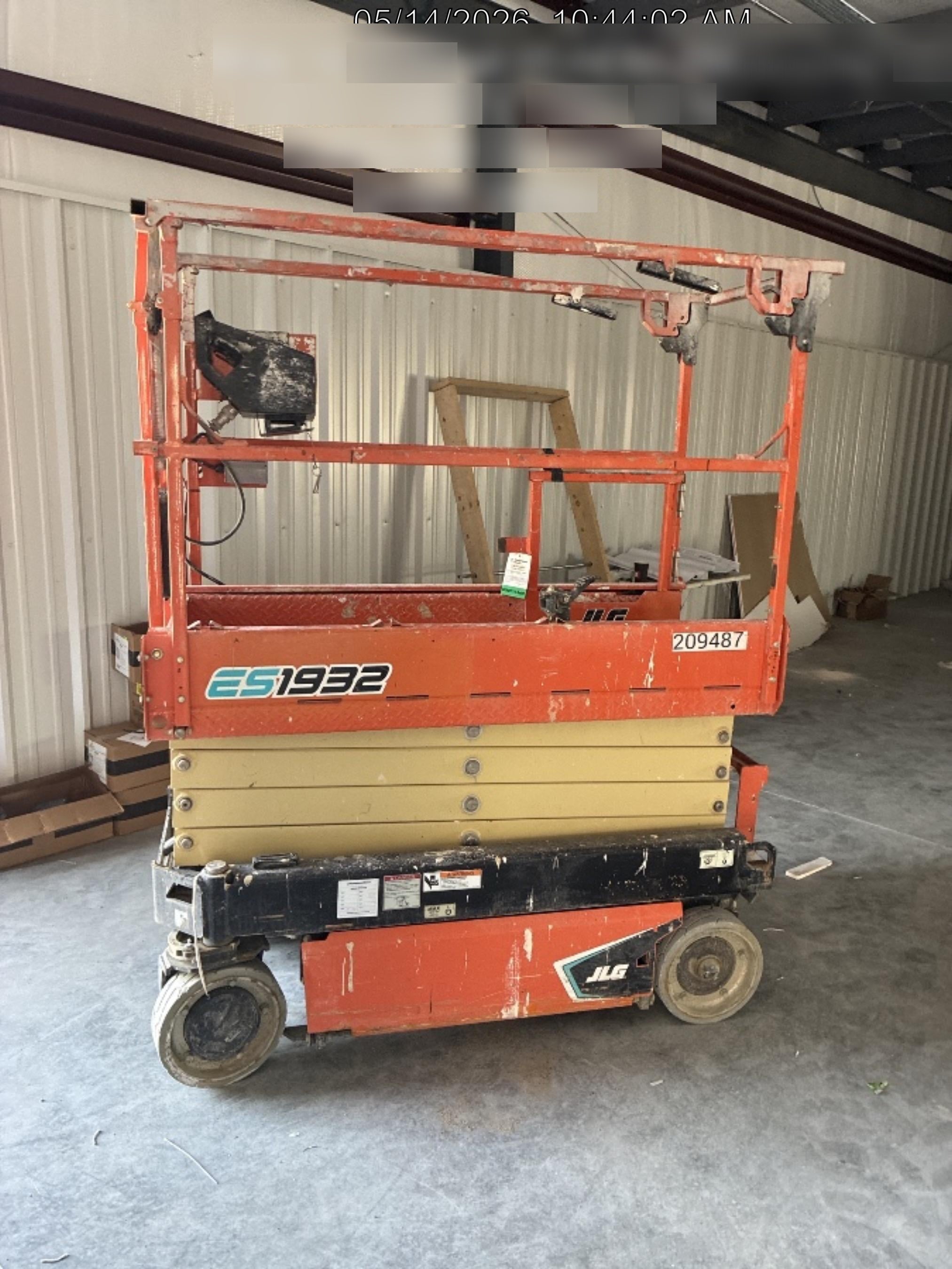 2022 JLG ES1932