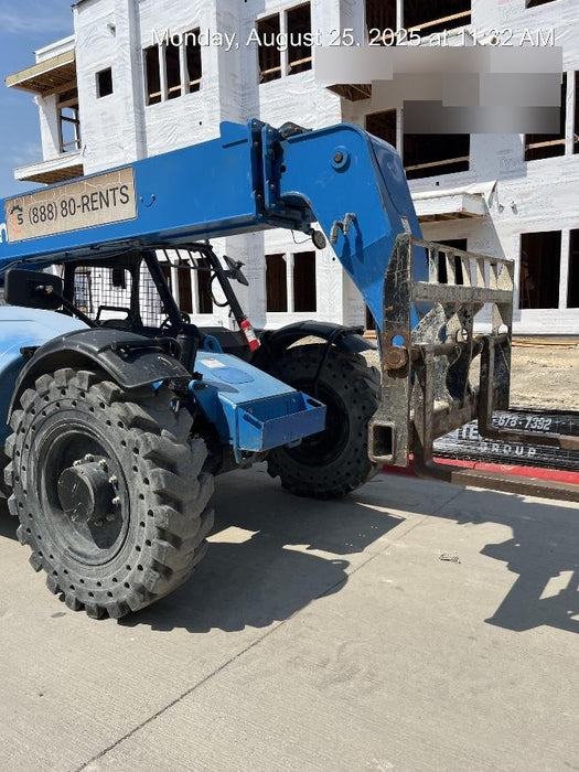 2018 Genie GTH-844 GTH-844 w/Open ROPS, Solid Tires, beacon/work lights, 60" carriage/forks