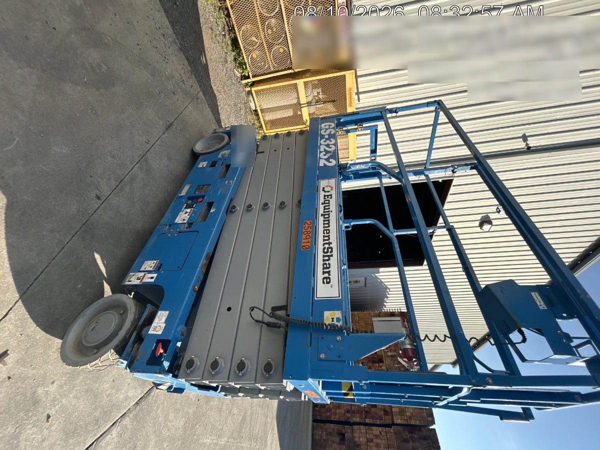 2022 GENIE GS-3232