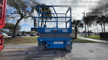 2023 GENIE GS-1432