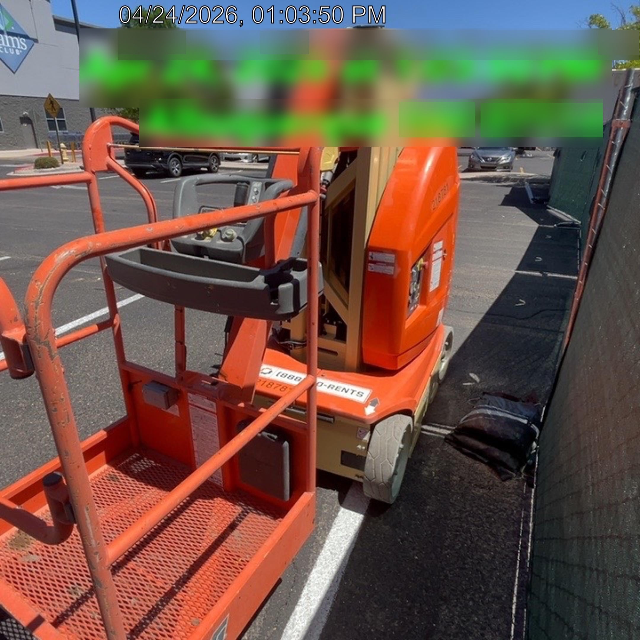 2022 JLG 26E