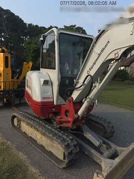 2025 TAKEUCHI TB235-2CR
