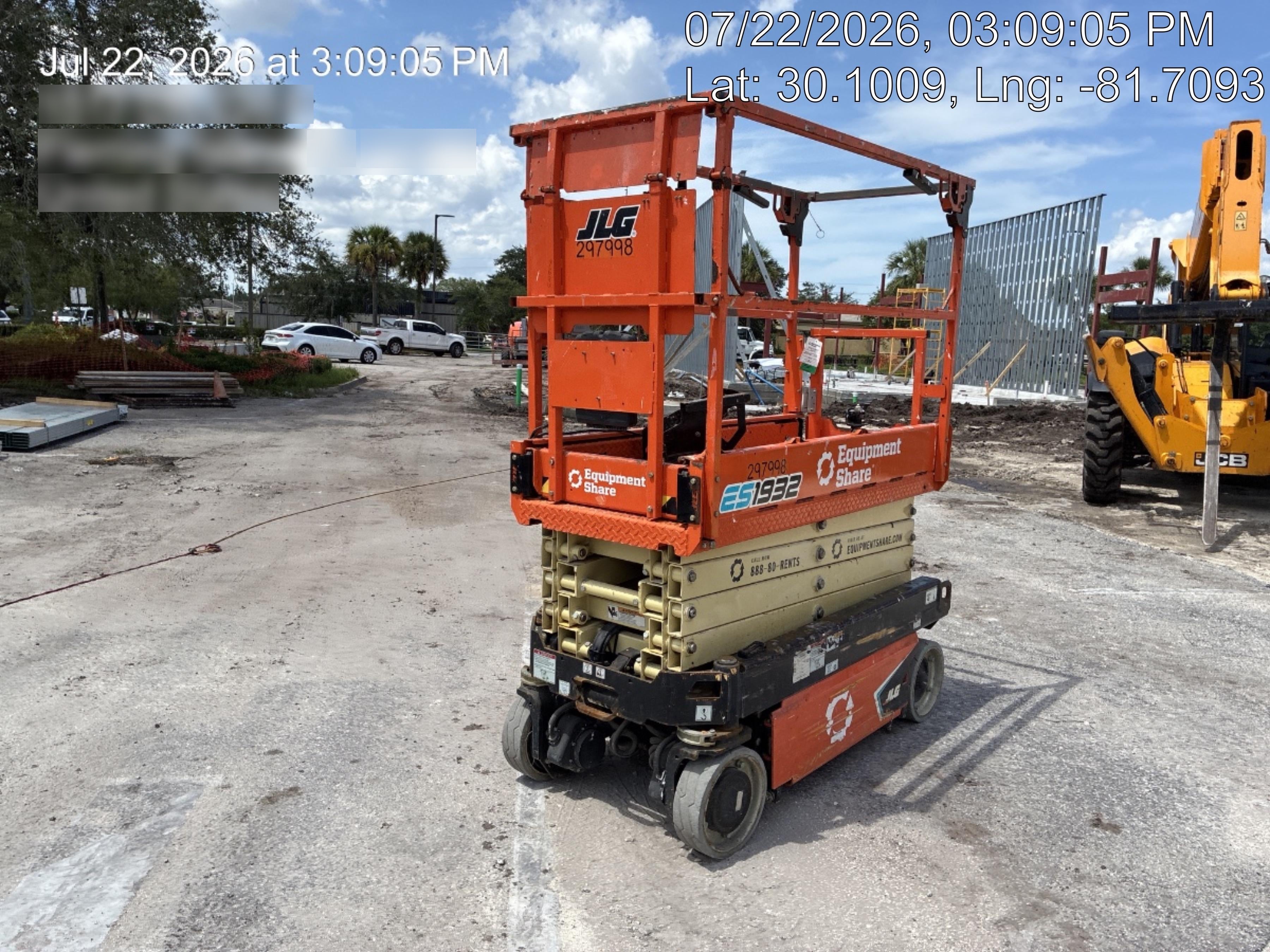 2023 JLG ES1932