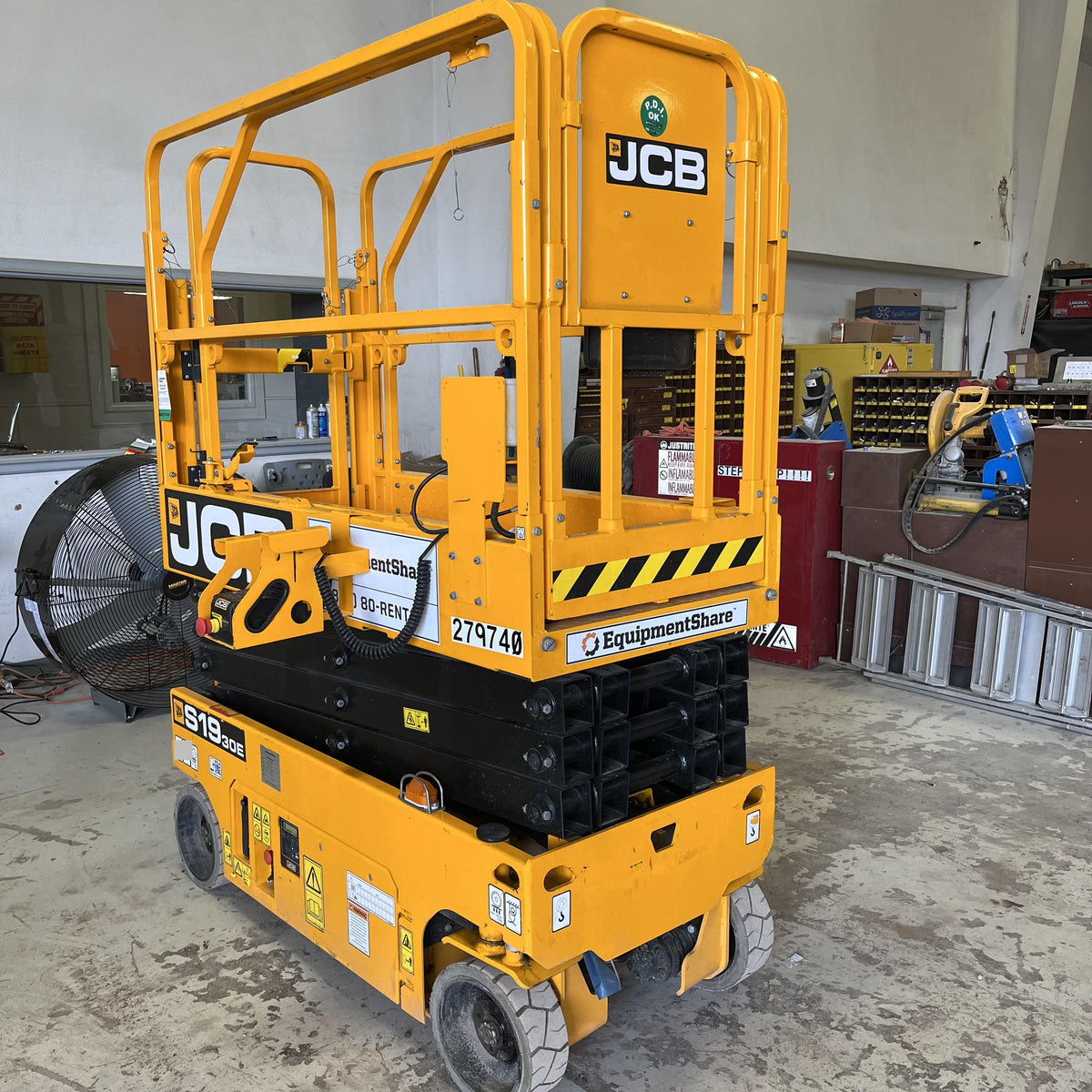 2023 JCB S1930E