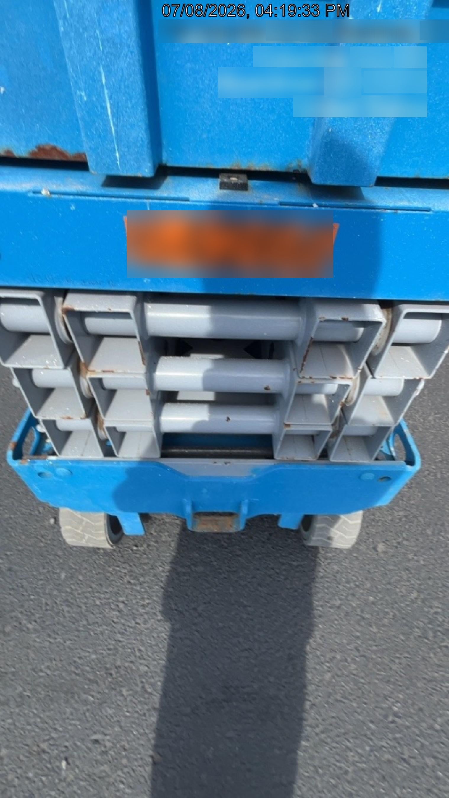 2020 Genie GS-1930 Solid Non Marking Tires, Beacon, Folding rails with half height swing gate, 800W Inverter