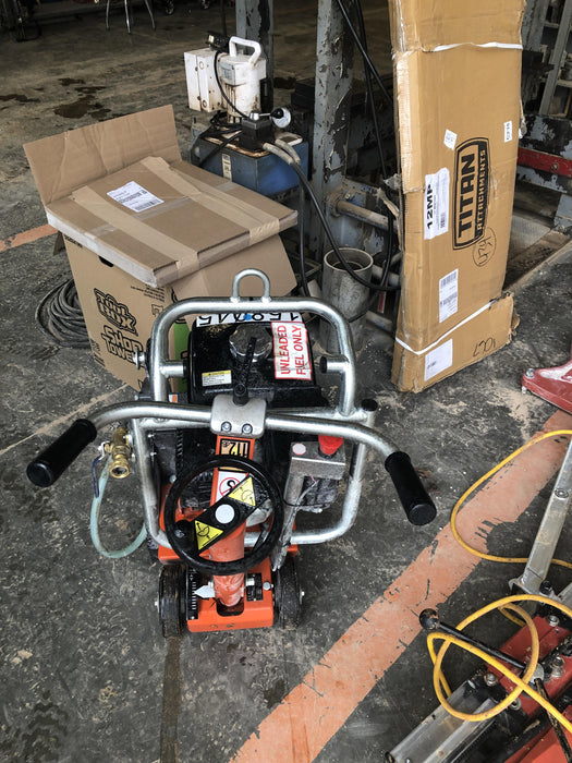 2021 HUSQVARNA FS309