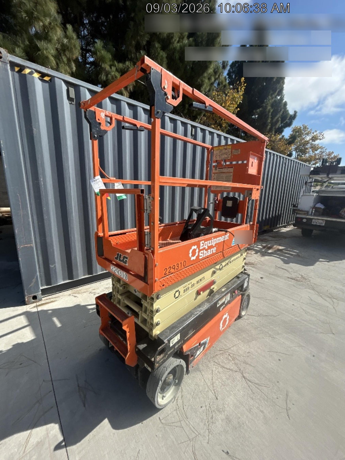 2022 JLG ES1932