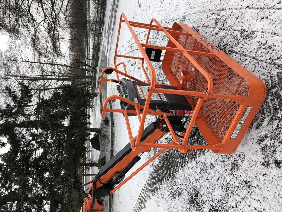 2019 JLG 660SJ