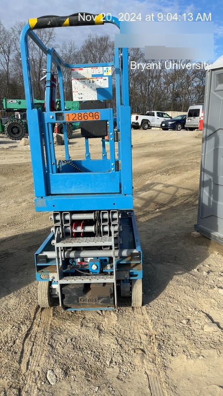 2021 GENIE GS-1330m
