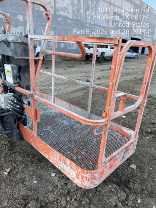 2016 JLG 660SJ