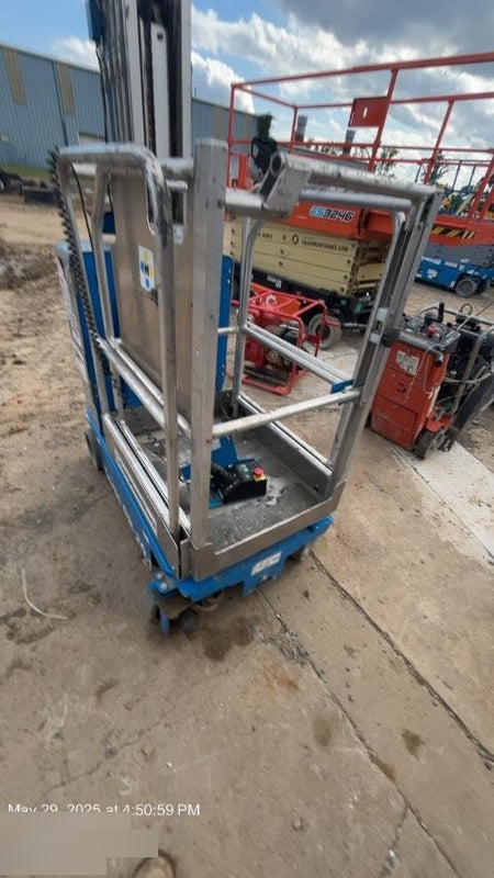 2020 GENIE GR-20