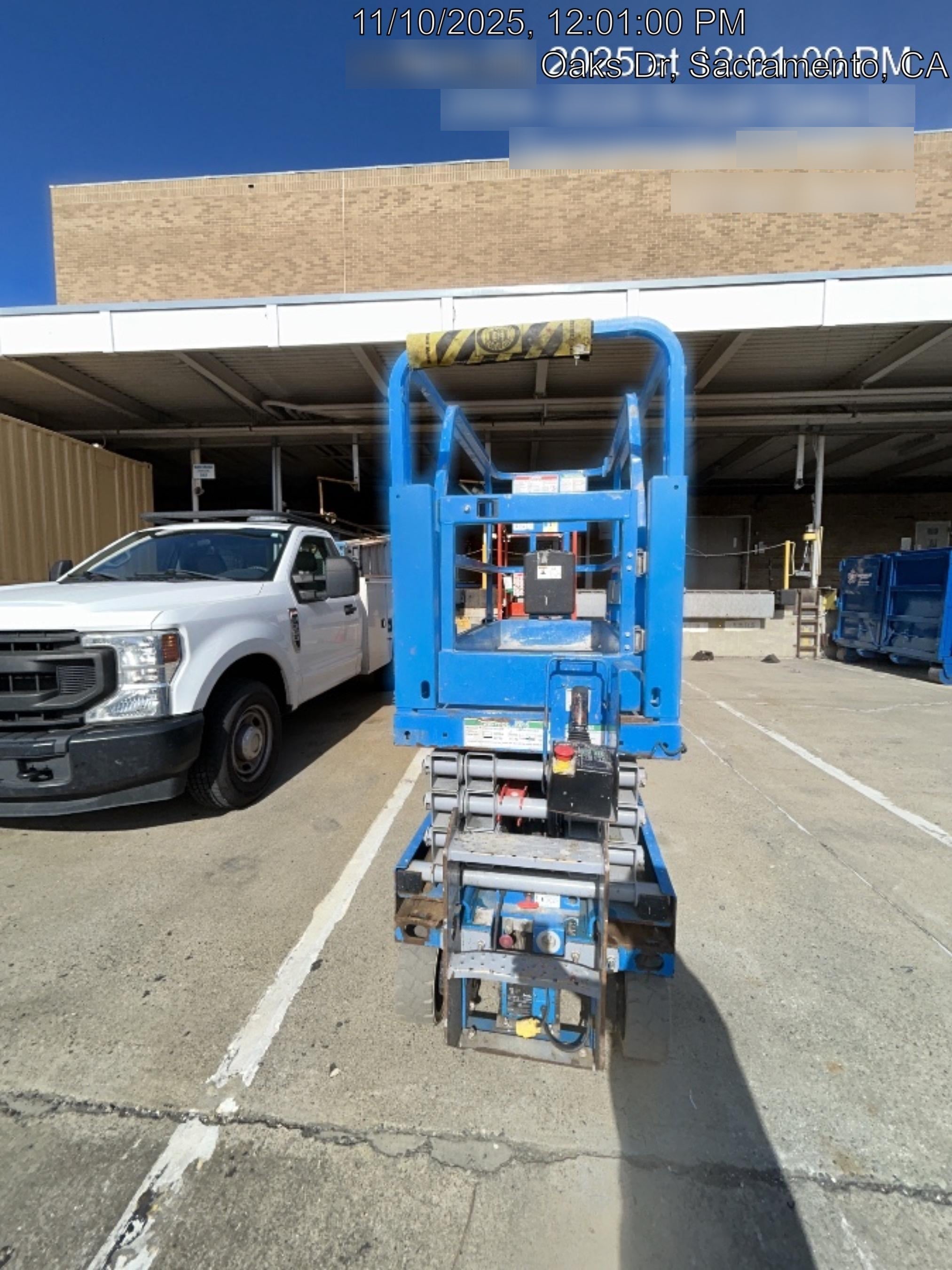2019 Genie GS-1930 Half Height Swing Gate, 800W Inverter