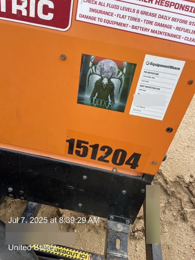 2021 Lincoln Electric Vantage 322 Vantage 322 Ready Pak 3 w/ Telematics & Decals, ORANGE (includes trailer, cable rack, fender light kit)