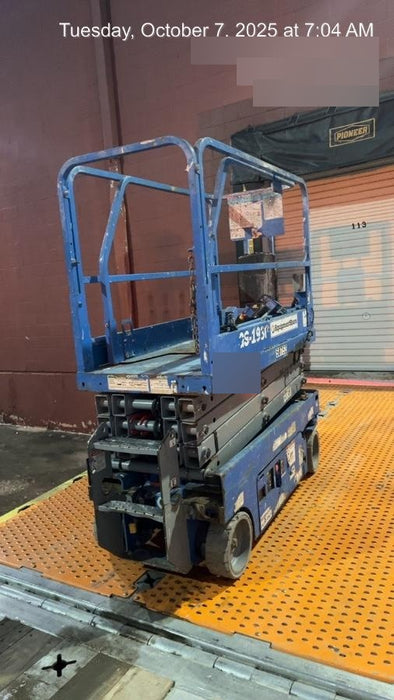 2019 Genie GS-1930 Fixed Rails with Chain Entry