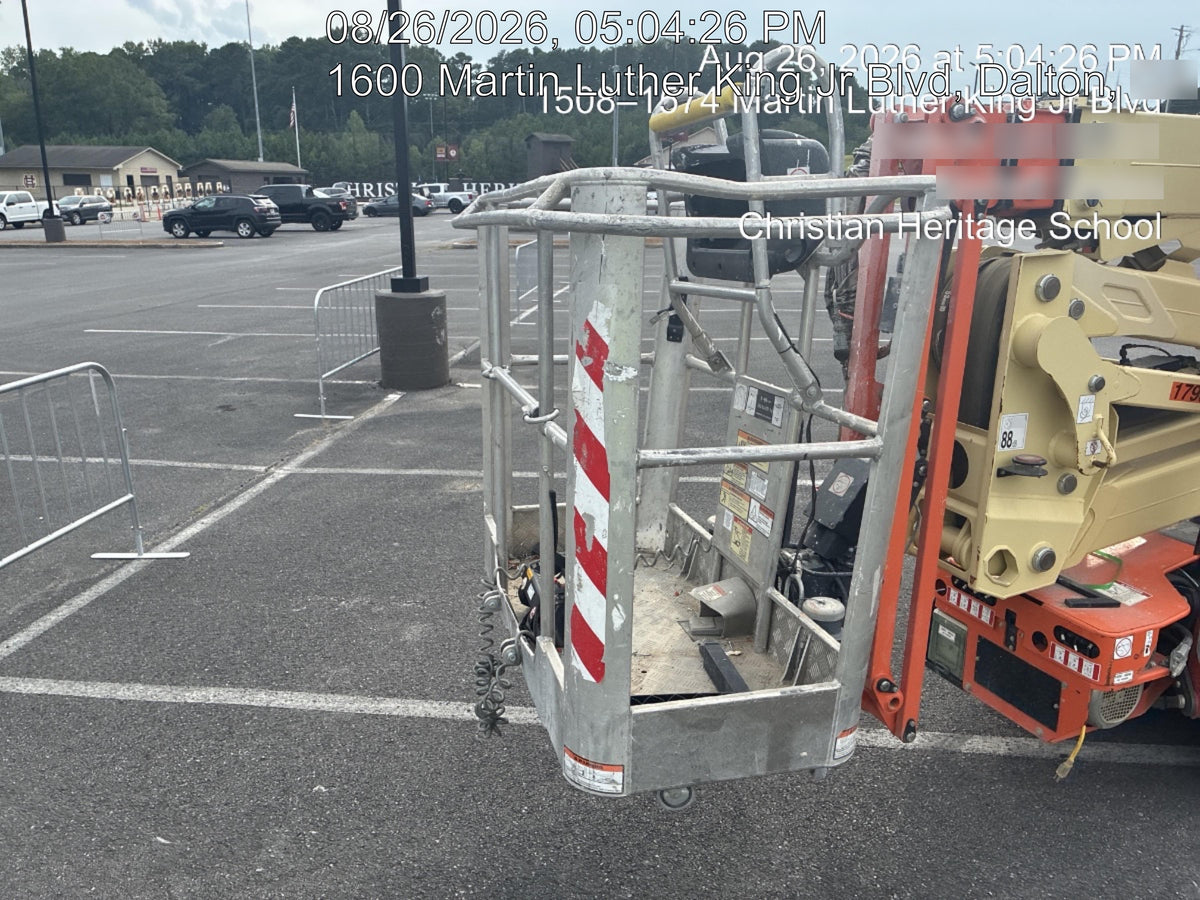 2020 JLG X600AJ