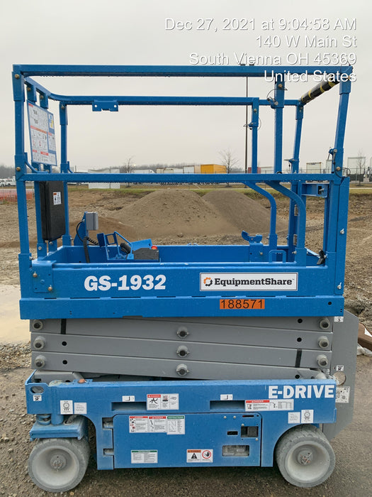 2021 GENIE GS-1932