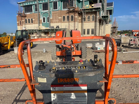 2021 JLG 660SJ